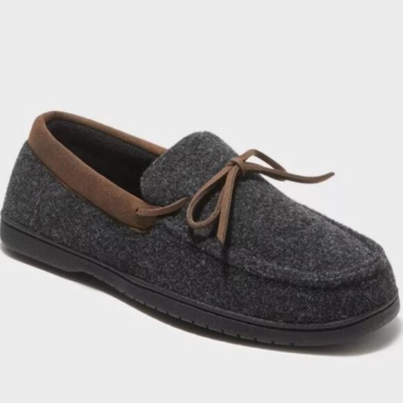 Men's dluxe by dearfoams Jacoby Moccasin Slippers - Picture 1 of 4